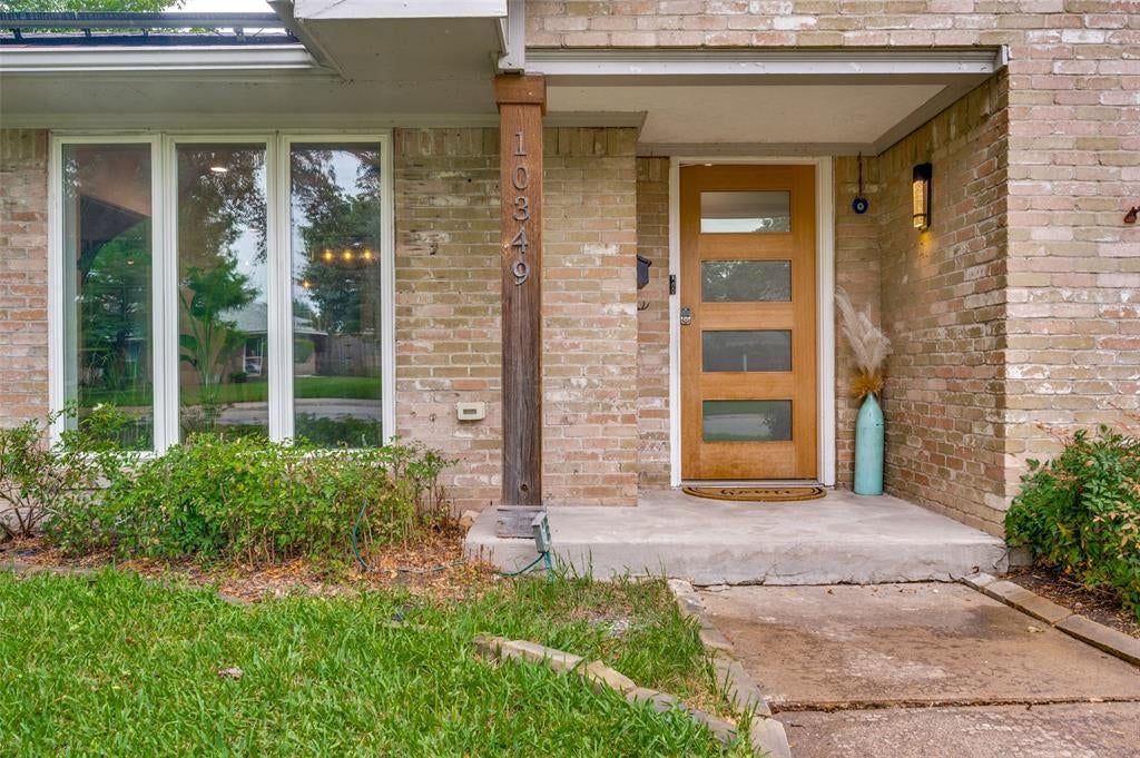 10349 Carry Back Cir, Dallas, TX 75229 photo