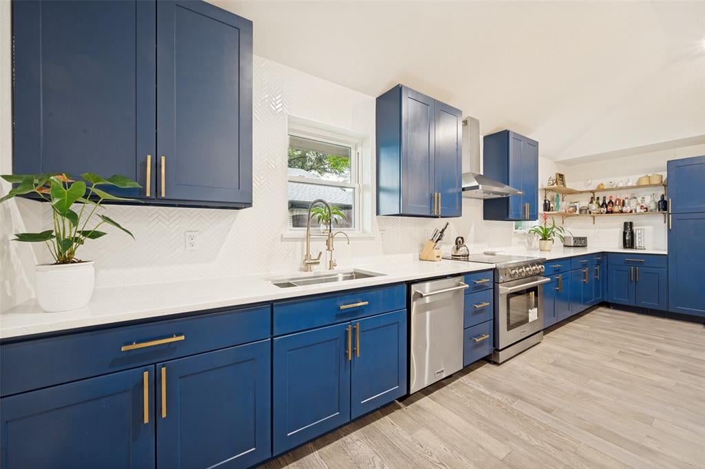 10349 Carry Back Cir, Dallas, TX 75229 photo
