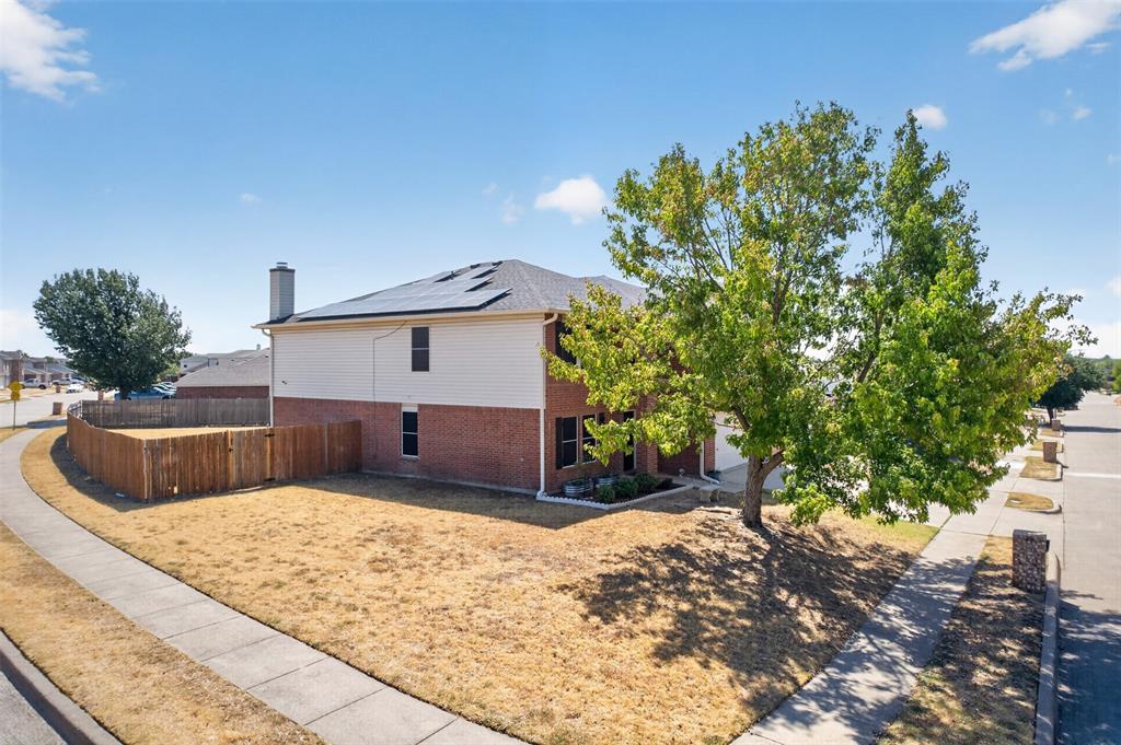 5316 Bedfordshire Dr, Fort Worth, TX 76135 photo