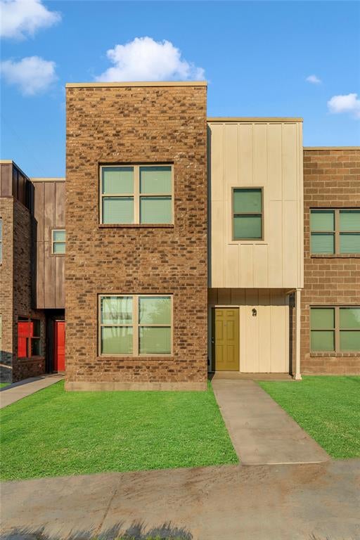 1716 Galveston Ave, Fort Worth, TX 76110