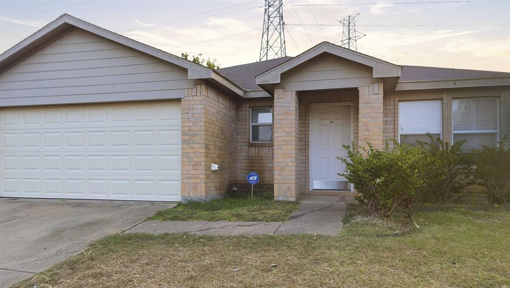 6213 Balcony Ln, Dallas, TX 75241 photo