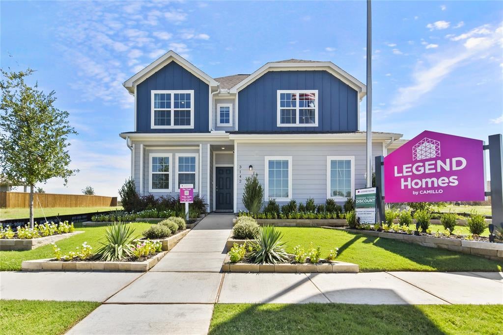 3142 Manchester Dr, Cleburne, TX 76033