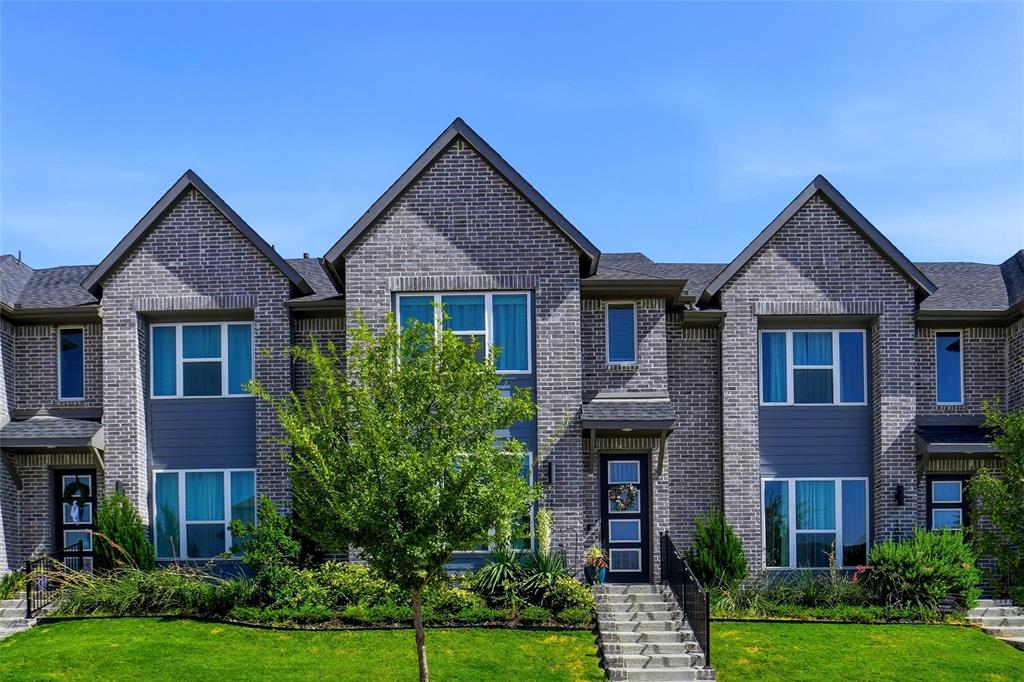 1085 Carnation Dr, Crowley, TX 76036
