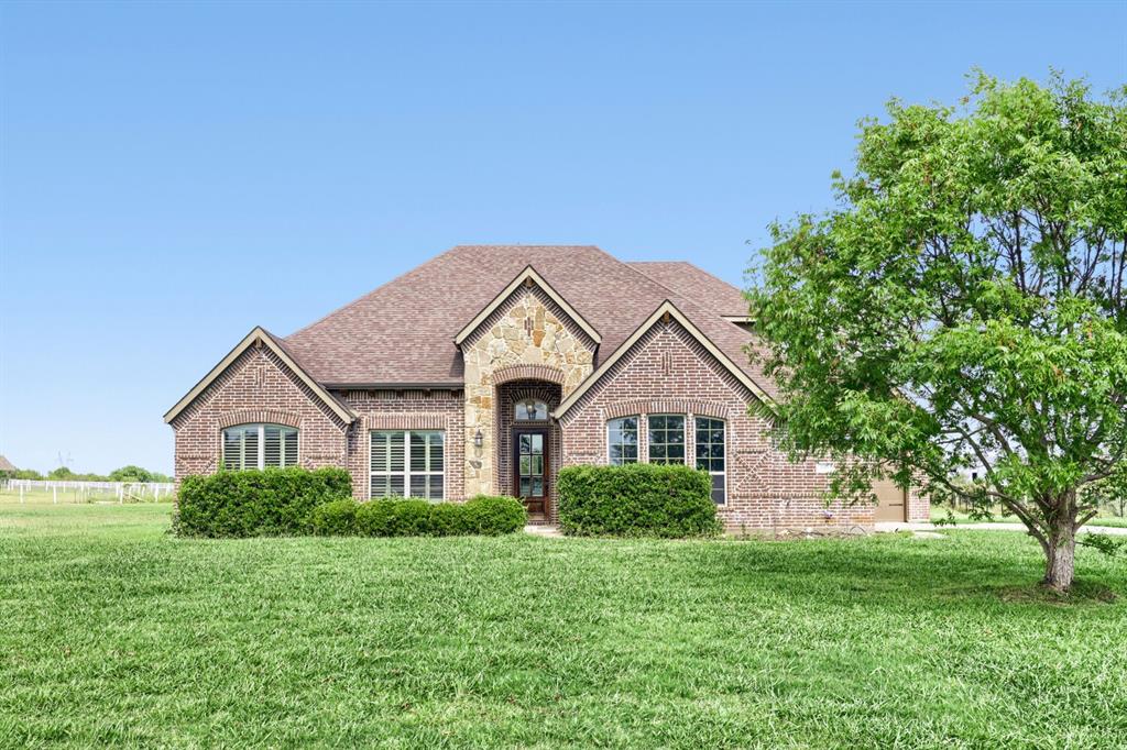 109 Mountain Vista Dr, Fort Worth, TX 76126