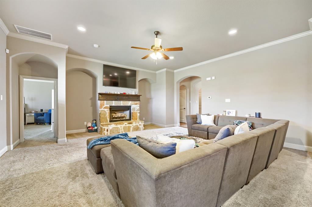 109 Mountain Vista Dr, Fort Worth, TX 76126 photo