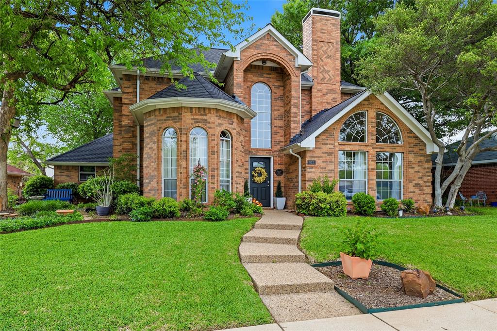 812 Sylvan Creek Dr, Lewisville, TX 75067