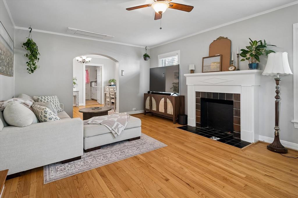 5716 Goliad Ave, Dallas, TX 75206 photo