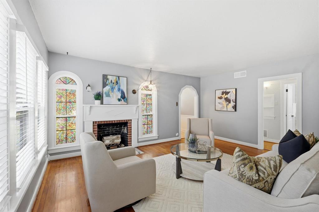 415 S Britain Rd, Irving, TX 75060 photo