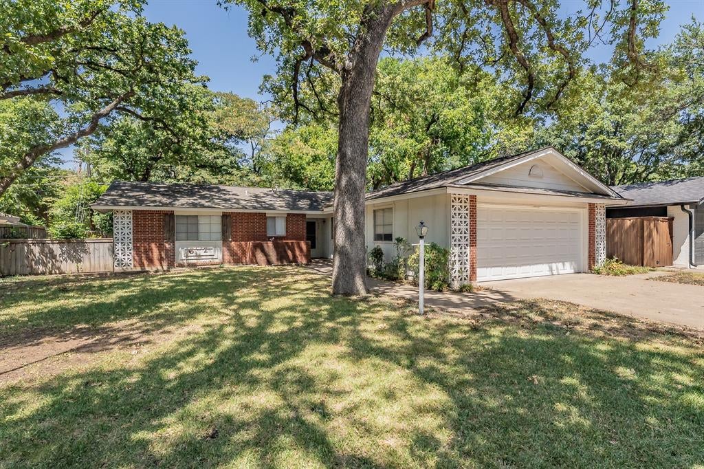 602 Buffalo Dr, Arlington, TX 76013 photo