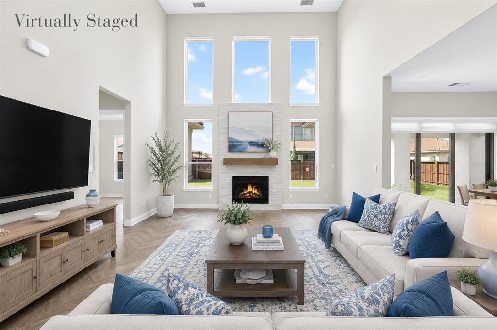 689 Dancing Water Dr, Frisco, TX 75036 photo