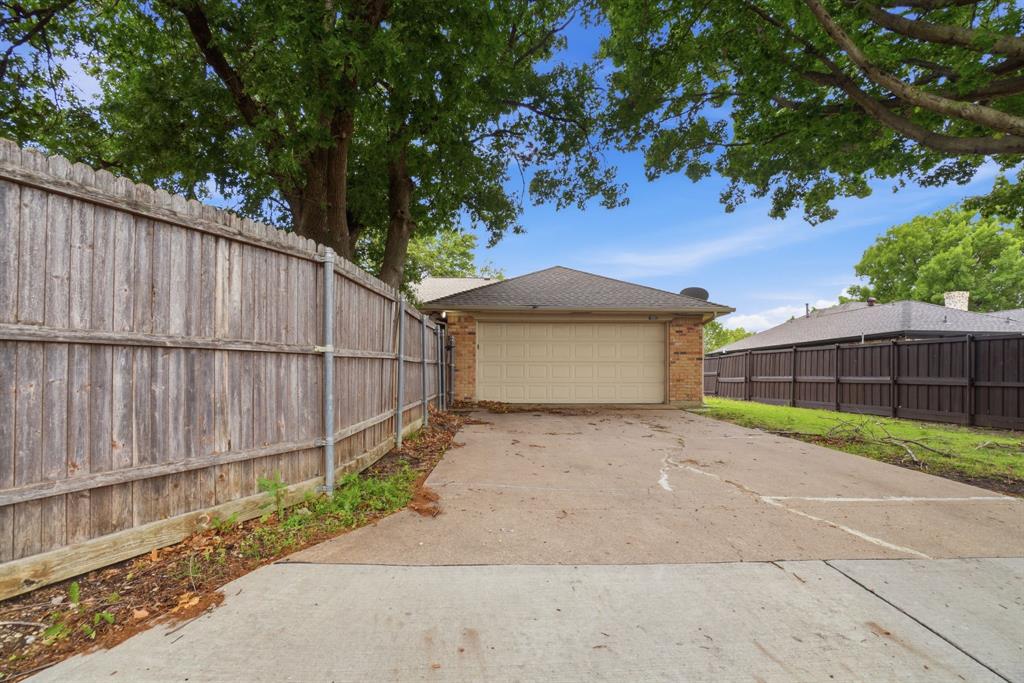 2607 Harbinger Ln, Dallas, TX 75287 photo