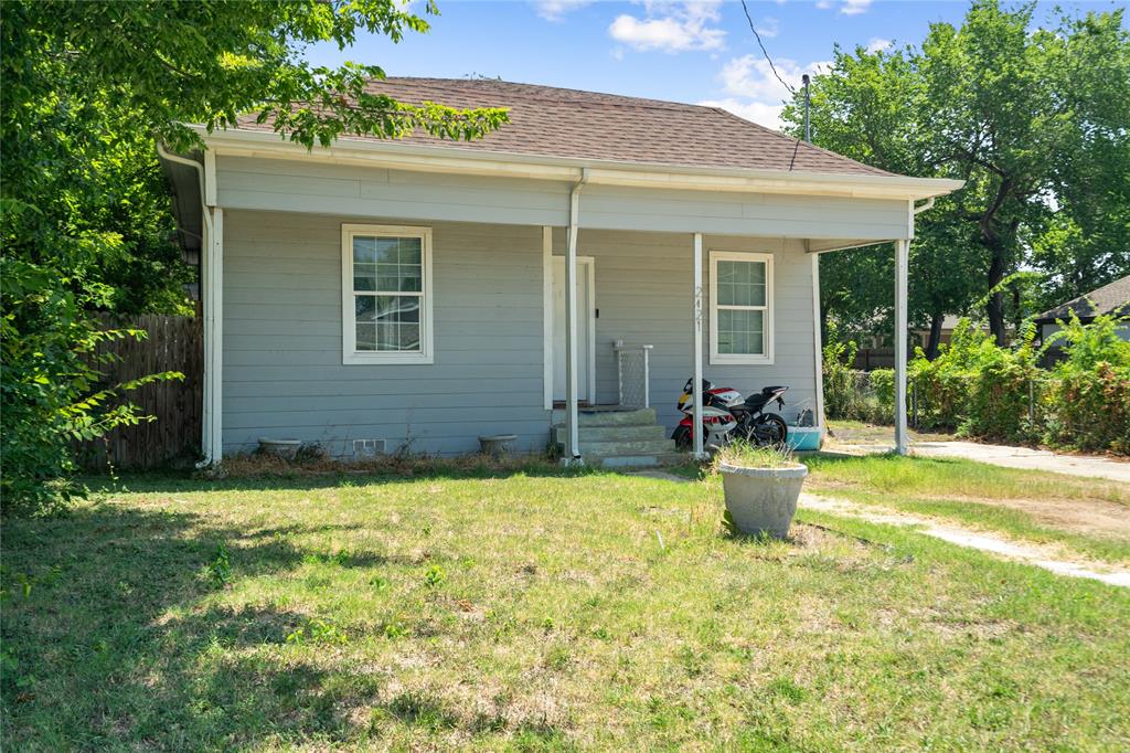 2421 Langston St, Fort Worth, TX 76105
