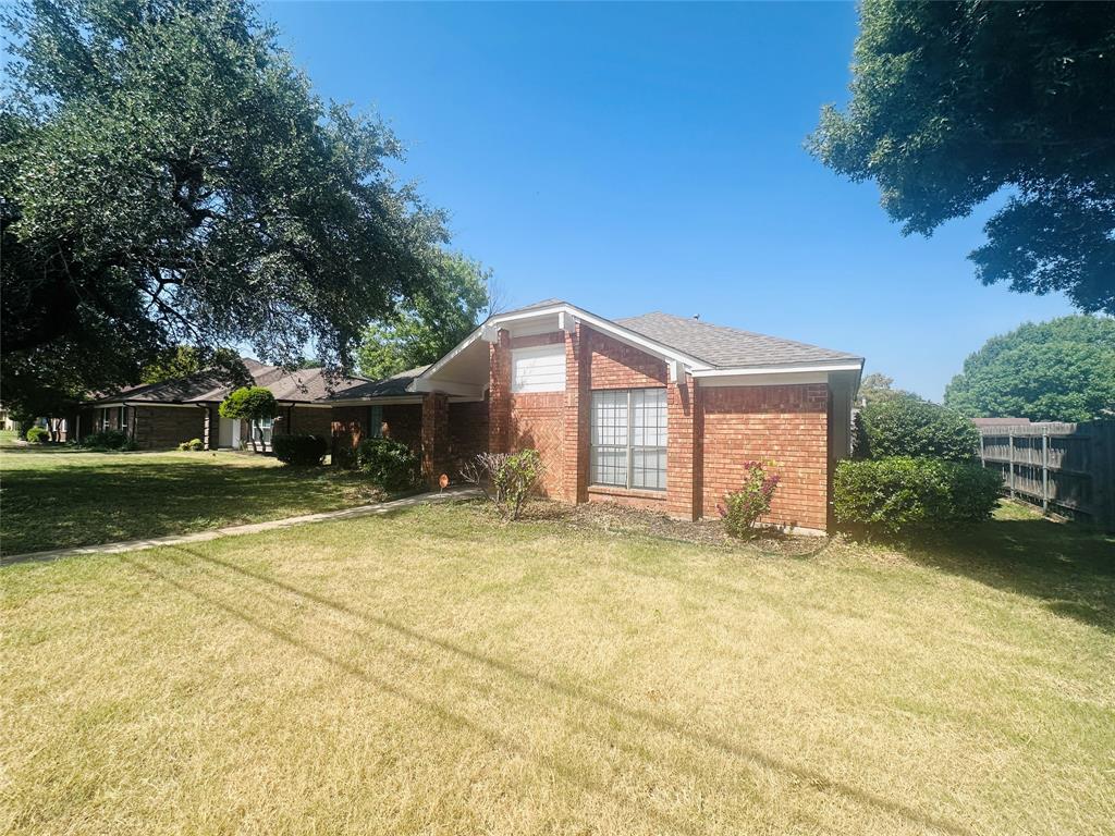 208 S Malone Rd, Allen, TX 75002 photo