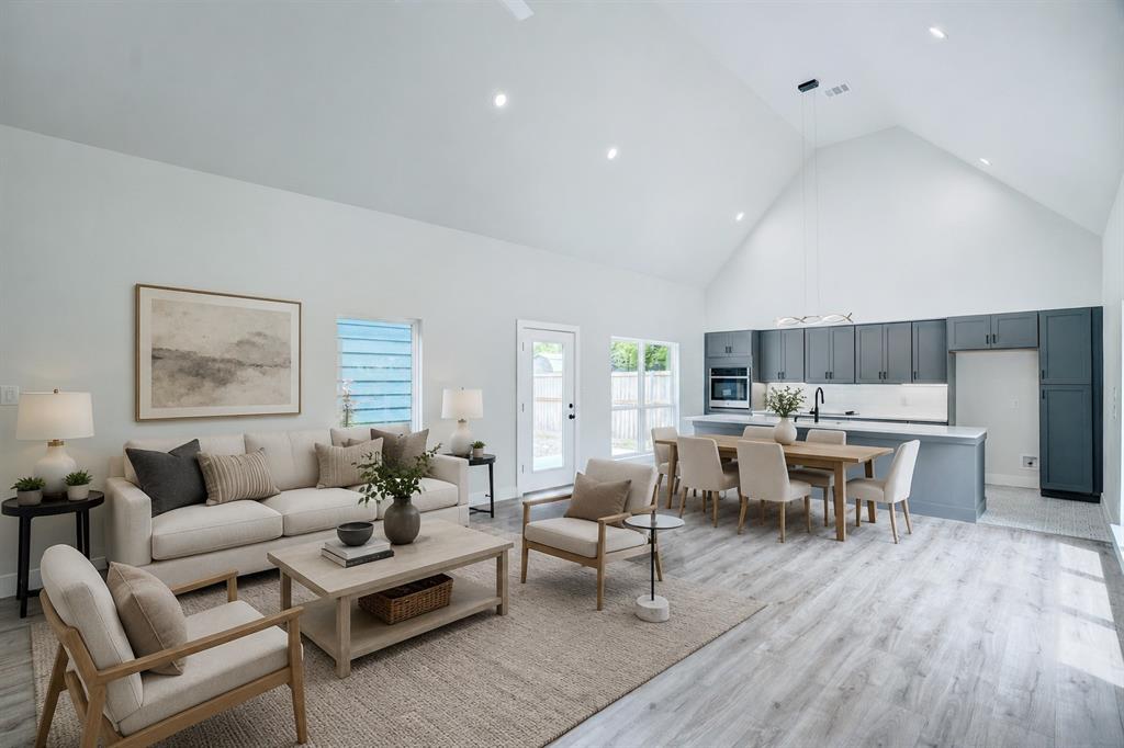 11535 Strand St, Dallas, TX 75218 photo