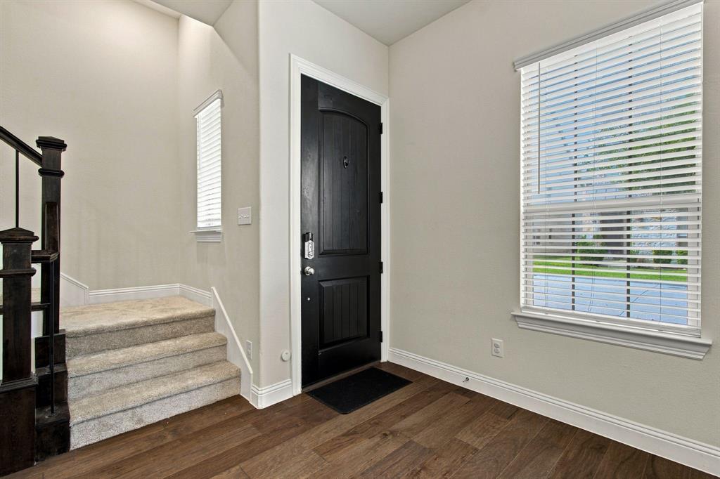 303 Ferndale St, Lewisville, TX 75056 photo