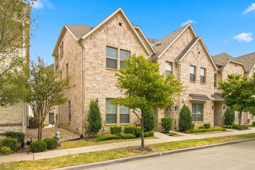 303 Ferndale St, Lewisville, TX 75056 photo