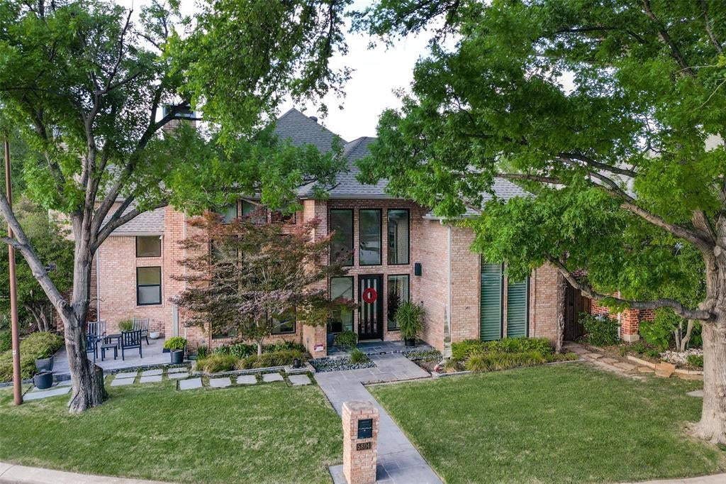 5804 Preston Fairways Dr, Dallas, TX 75252 photo