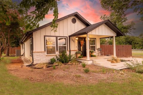 Single Family Residence in Haslet TX 204 Main Street.jpg