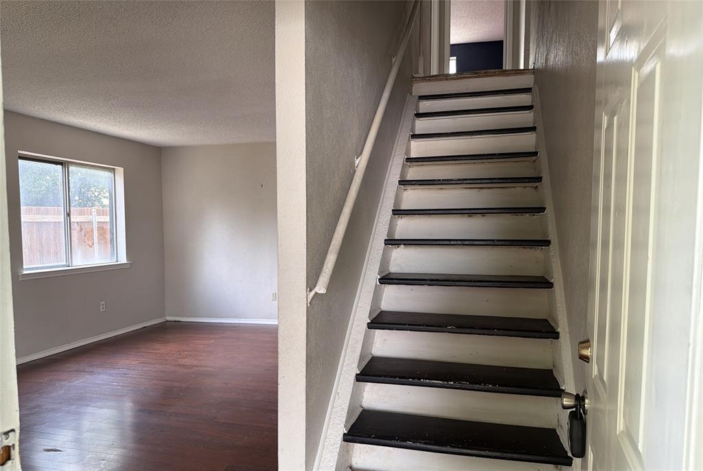 7791 Los Gatos Dr, Dallas, TX 75232 photo