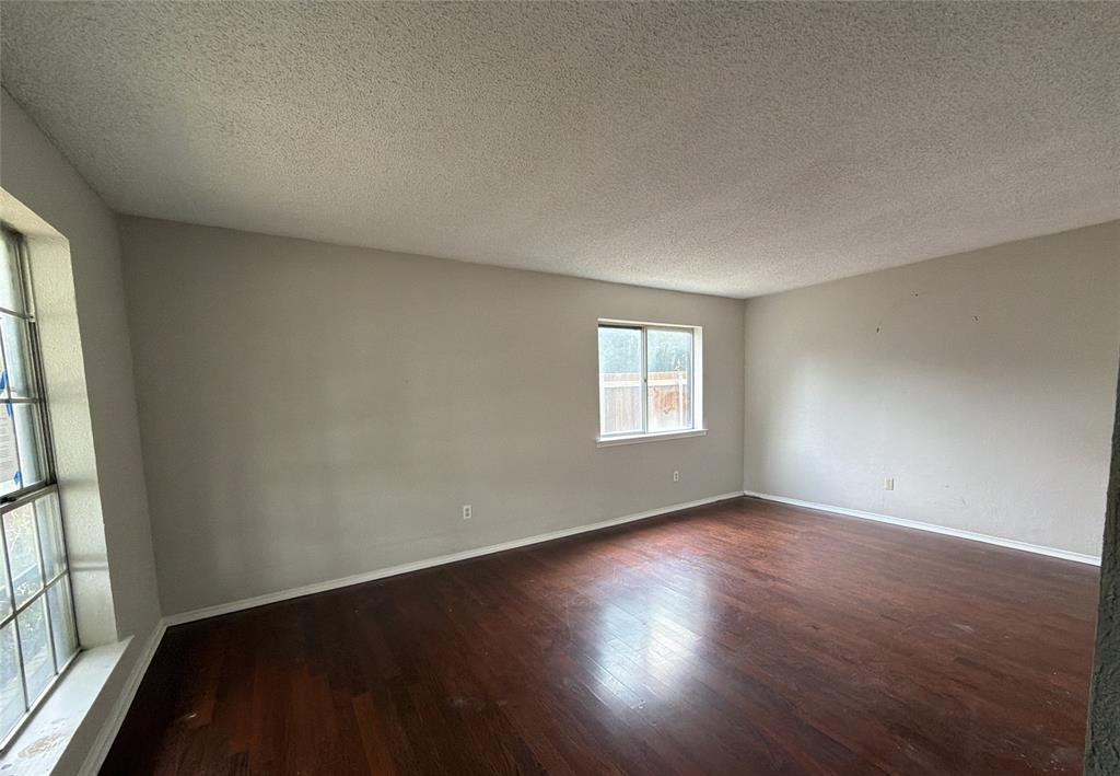 7791 Los Gatos Dr, Dallas, TX 75232 photo