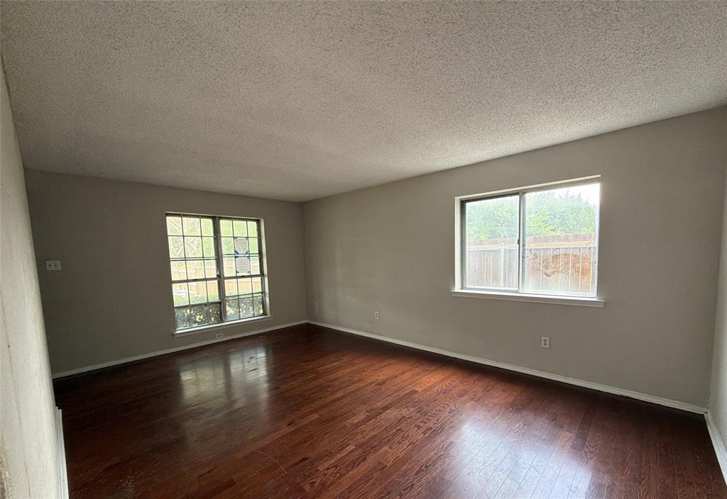 7791 Los Gatos Dr, Dallas, TX 75232 photo