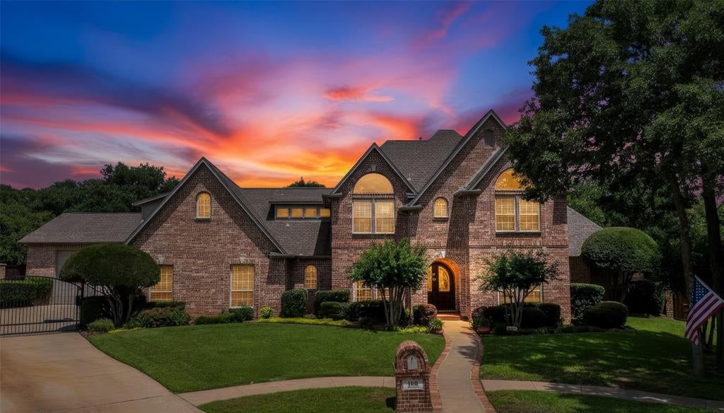 100 Bentwood Ct, Denton, TX 76210