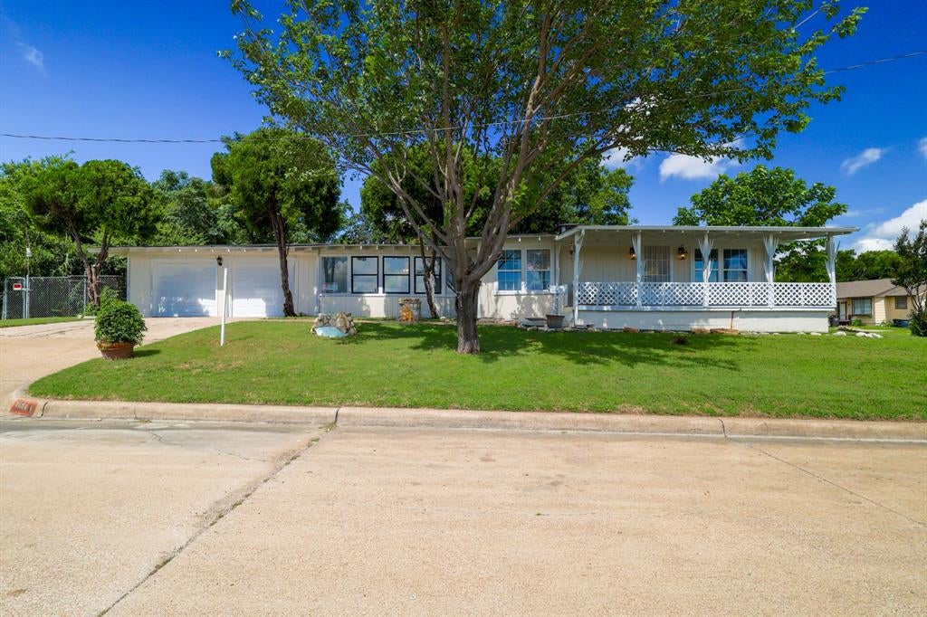 3500 New York Ave, Fort Worth, TX 76110