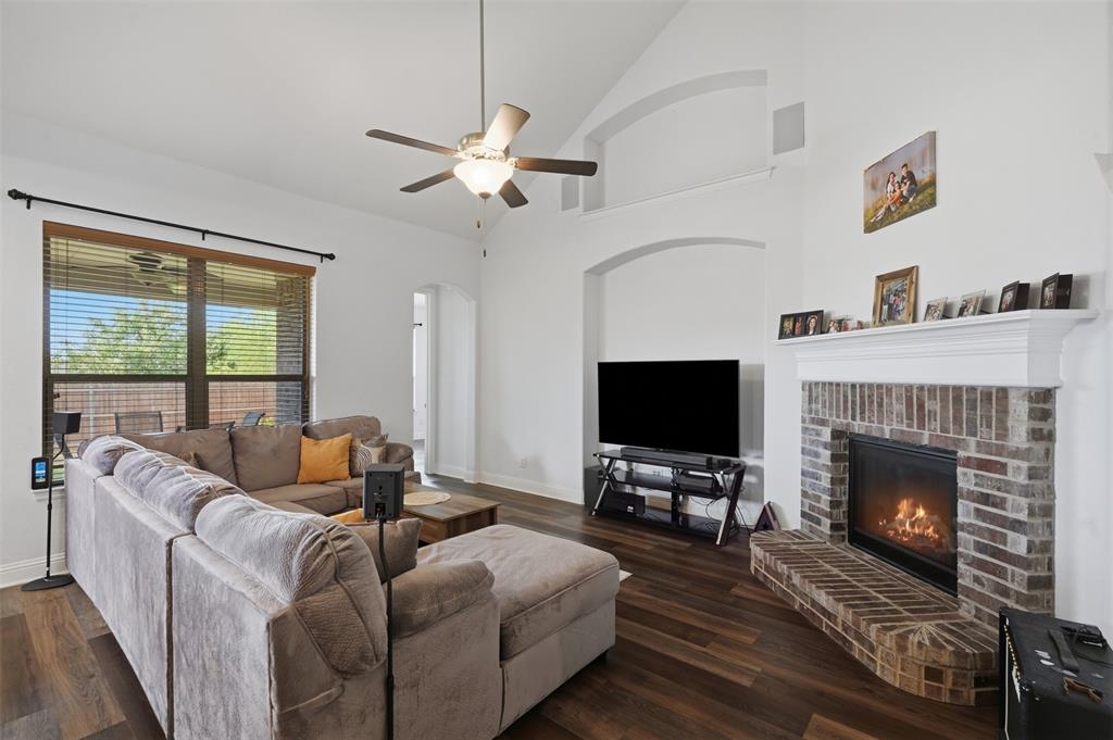 5501 Tuxbury Pond Dr, Fort Worth, TX 76179 photo