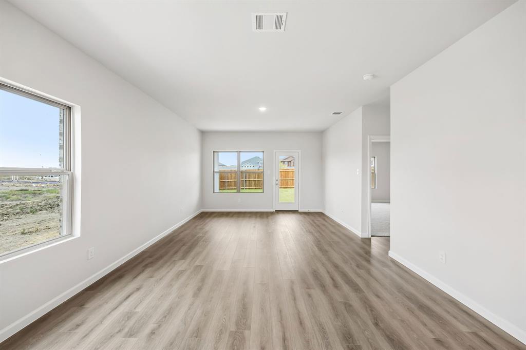 840 Hillcrest Blvd, Princeton, TX 75407 photo