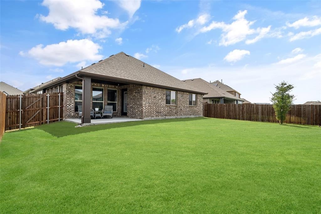 343 Winterwood Dr, Lavon, TX 75166 photo
