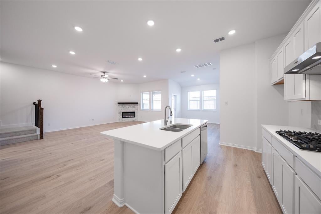 3921 Jasper Ln, Celina, TX 75009 photo