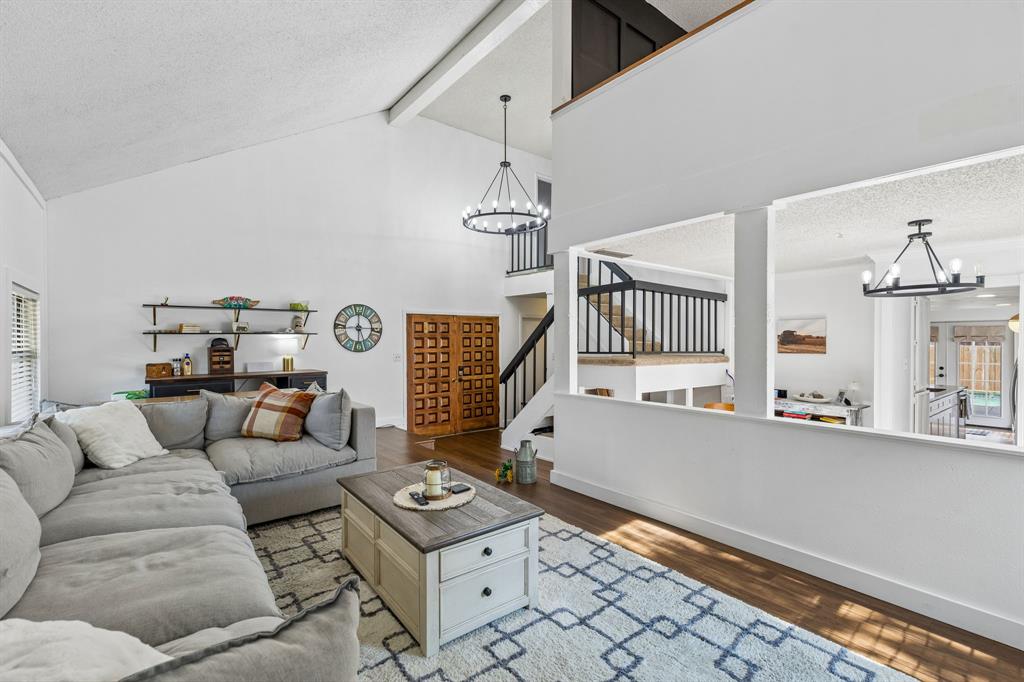 3437 Castle Rock Ln, Garland, TX 75044