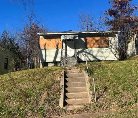 Single Family Residence in Shreveport LA 3110 Ashton Street.jpg