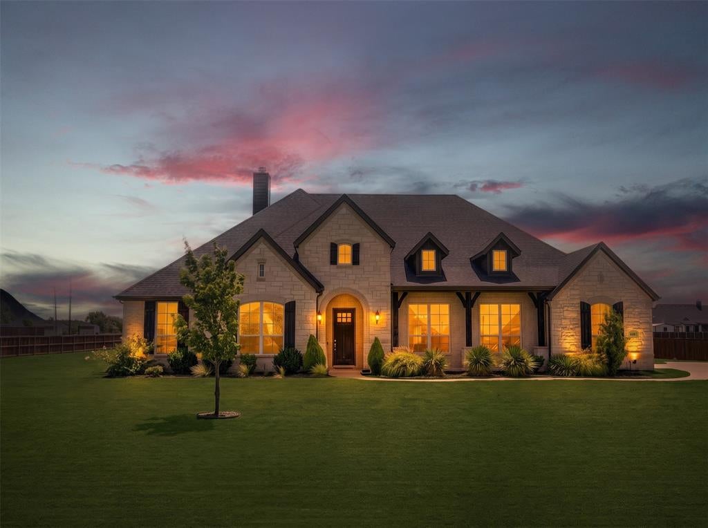 610 Cimarron Meadows Dr, Waxahachie, TX 75167