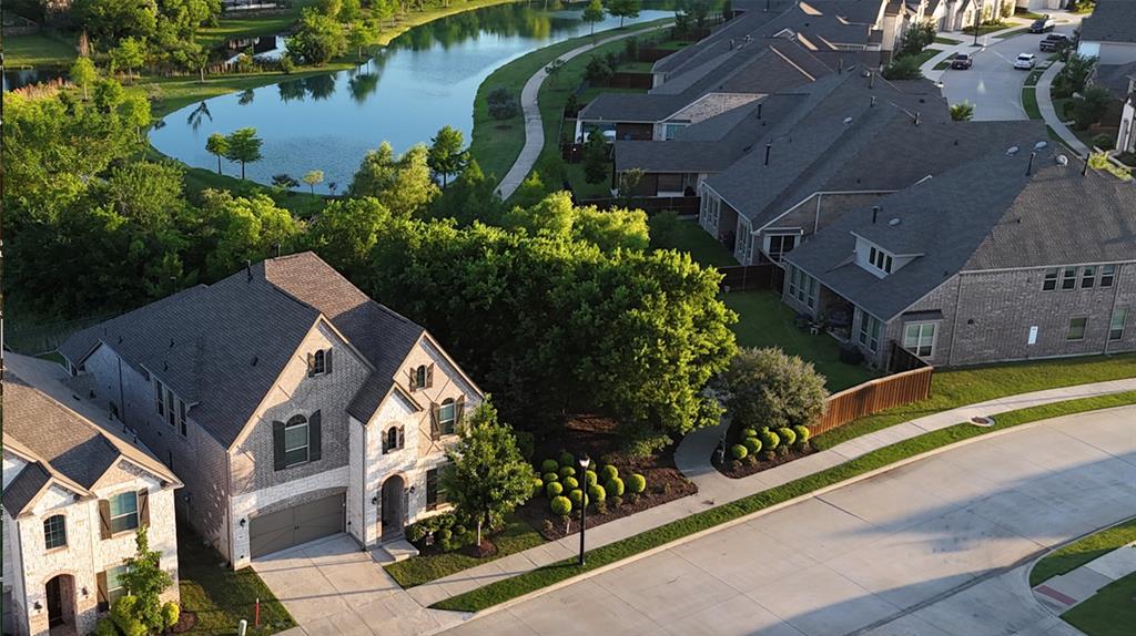 300 Dove Falls Dr, Argyle, TX 76226