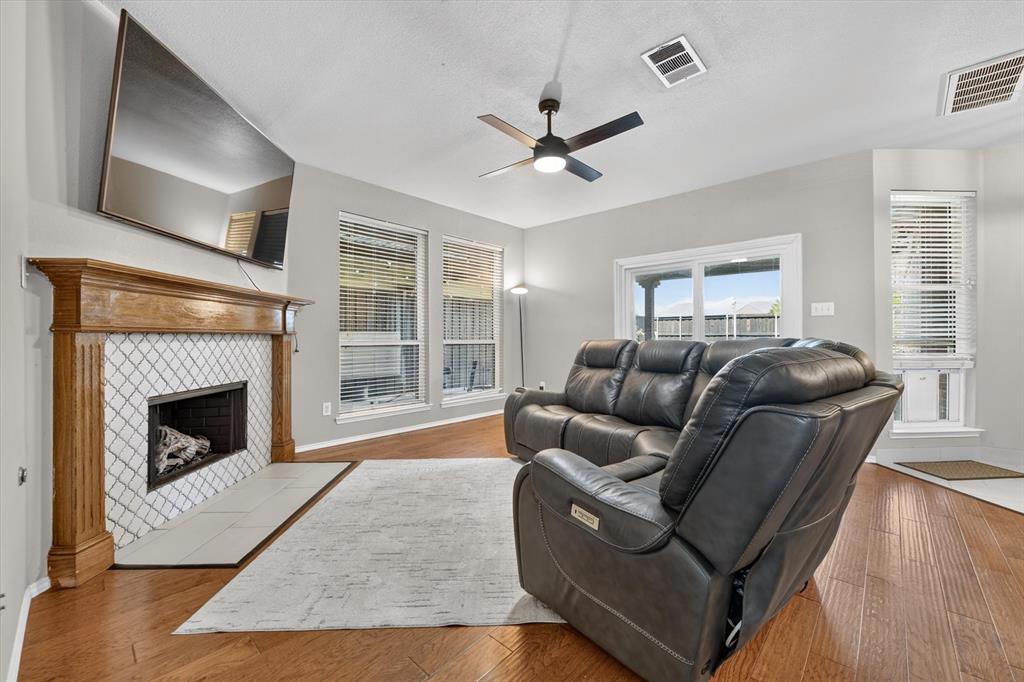 6217 Apache Dr, The Colony, TX 75056 photo