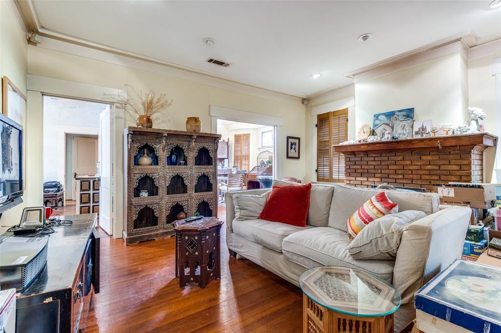 5615 Victor St, Dallas, TX 75214 photo