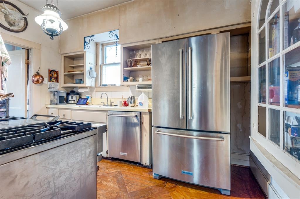 5615 Victor St, Dallas, TX 75214 photo