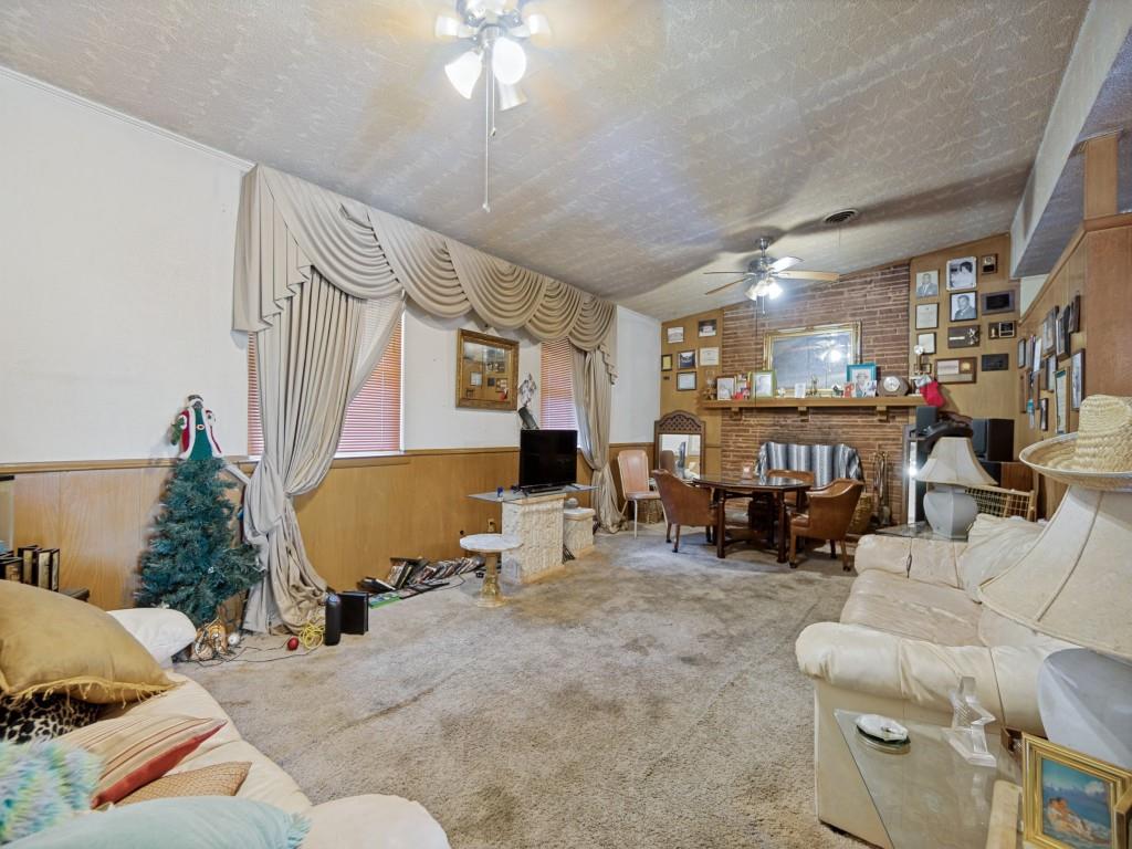 5511 Singing Hills Dr, Dallas, TX 75241 photo