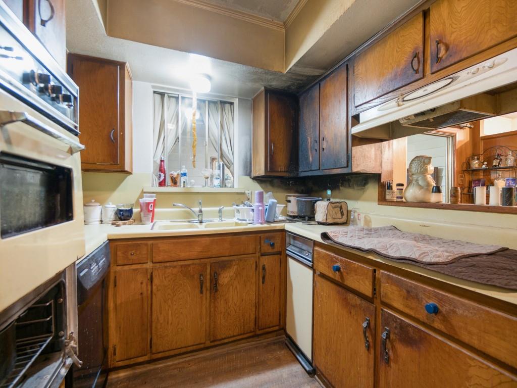 5511 Singing Hills Dr, Dallas, TX 75241 photo