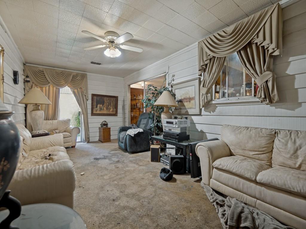 5511 Singing Hills Dr, Dallas, TX 75241 photo