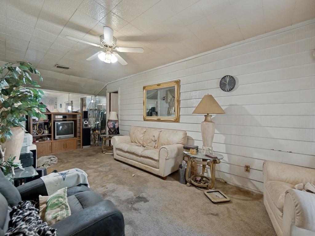 5511 Singing Hills Dr, Dallas, TX 75241 photo