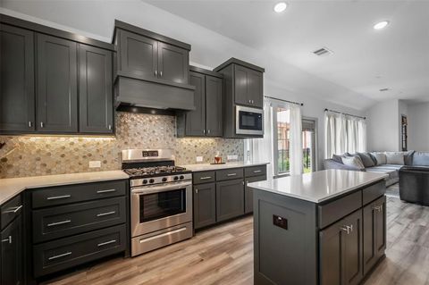 Townhouse in Argyle TX 1048 3rd Street 9.jpg