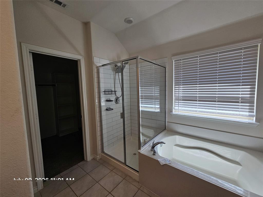 555 Royal Pine Dr, Fate, TX 75087 photo