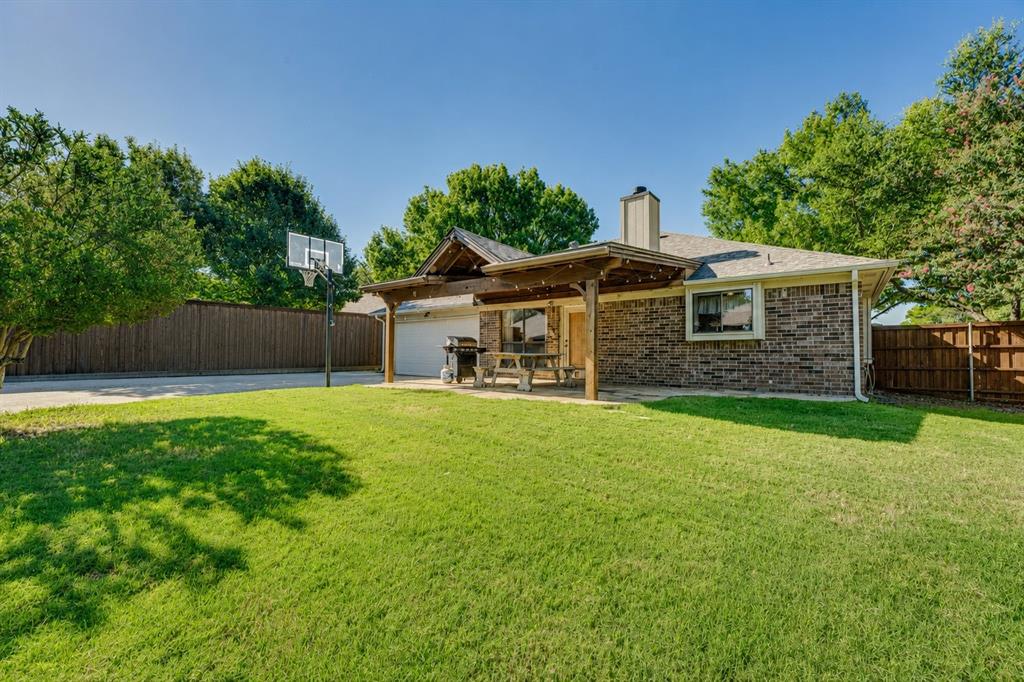 2301 University Dr, Rowlett, TX 75088 photo
