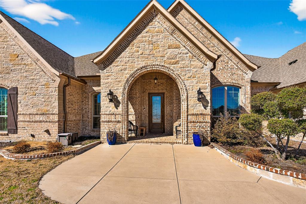 12099 Briargrove Ln, Talty, TX 75126