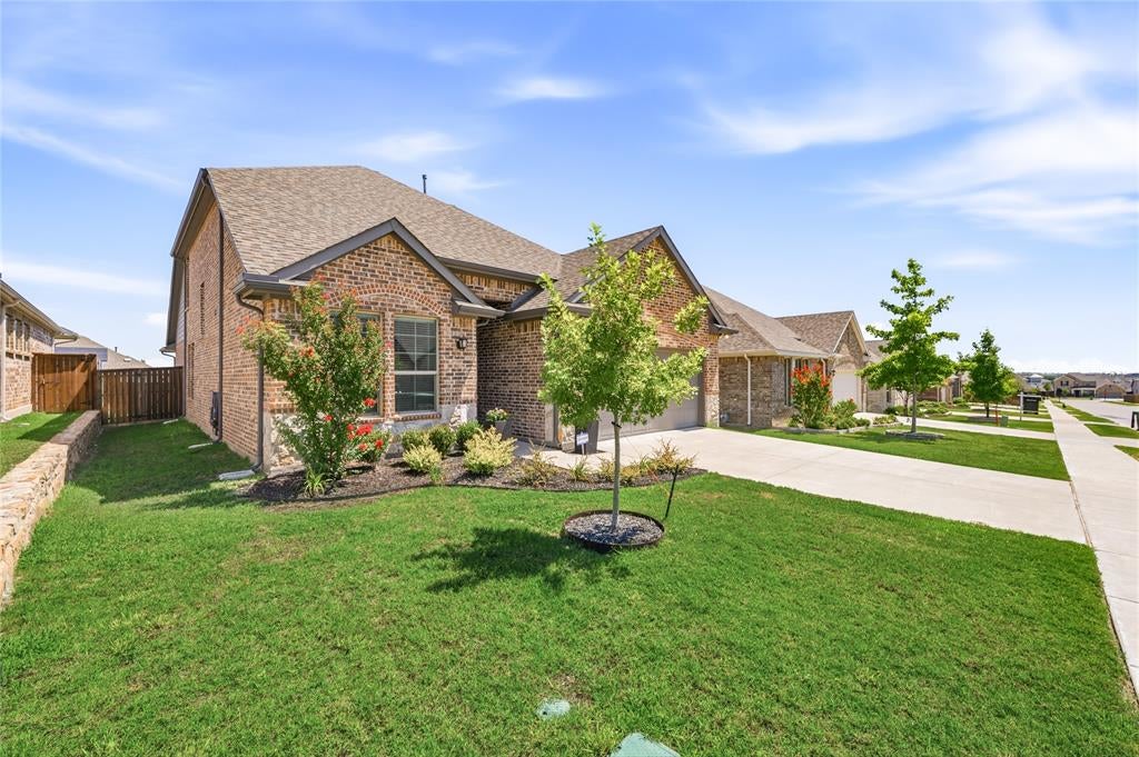 4727 Bluffview Dr, Haltom City, TX 76137 photo