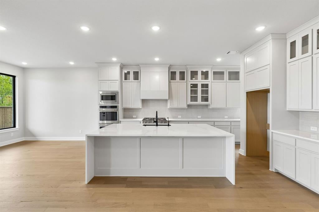 9368 Scarlet Flower Rd, Frisco, TX 75035 photo