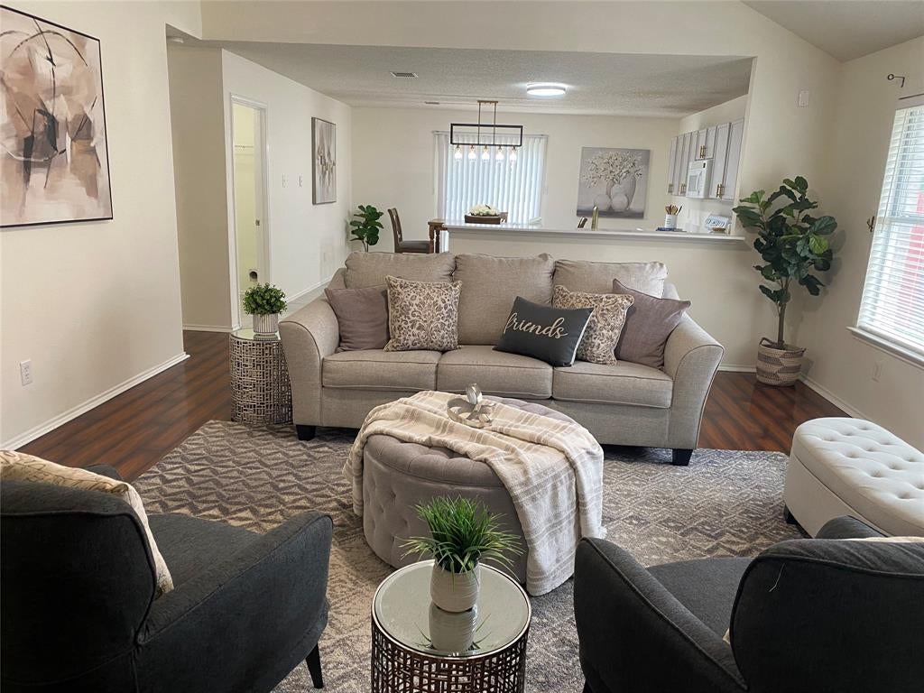 5534 Mandarin Way, Dallas, TX 75249 photo