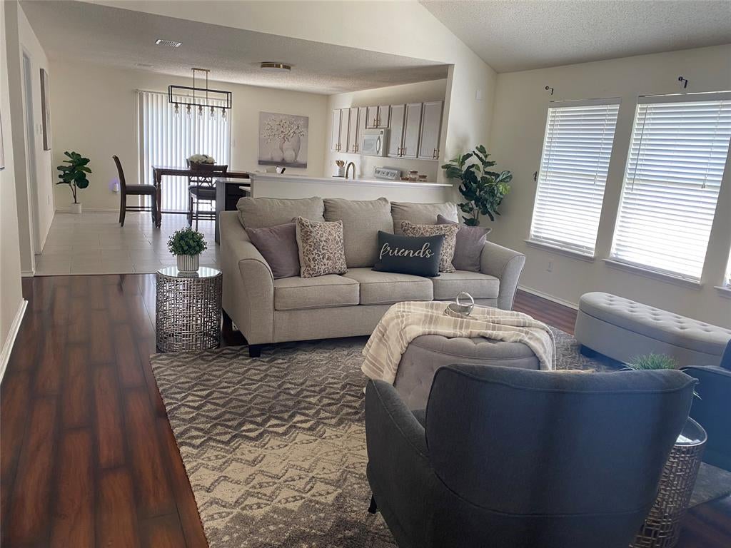 5534 Mandarin Way, Dallas, TX 75249